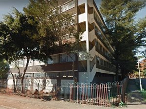 2 Bed Apartment in Yeoville