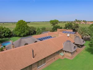 7 Bed House in Vyfhoek