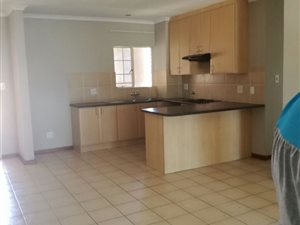 3 Bed Apartment in Valhalla