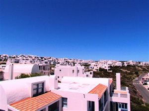 405 m² Land available in Paradise Beach