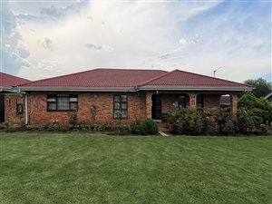 3 Bed House in Howick West
