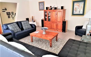 3 Bedroom House in Noordheuwel