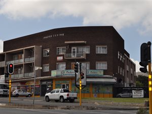 2 Bed Flat in Linmeyer