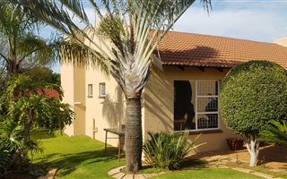 3 Bedroom House in Boschdal