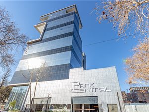1 Bed Apartment in Rosebank