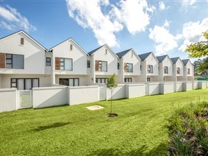 3 Bed Townhouse in Gillitts