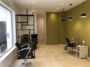 32 m² Commercial space in Camps Bay