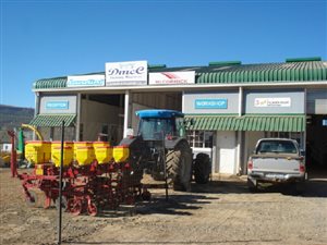 720 m² Industrial space in Underberg