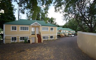 2 Bedroom Apartment in Strathavon