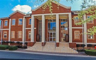 1216 m² Office Space in Fourways