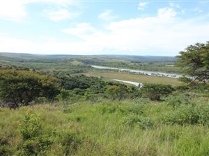 941 m² Land available in Glen Gariff