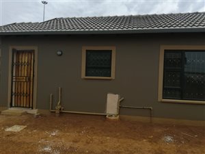 2 Bed House in Randfontein South