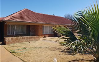 4 Bedroom House in Flimieda