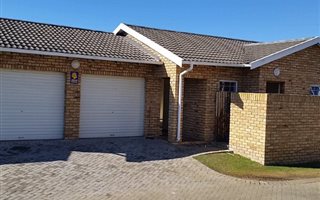 3 Bedroom Townhouse in Glenroy Park