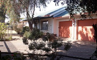 3 Bedroom House in Westonaria