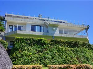 8 Bed House in Trafalgar