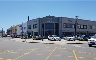 100 m² Office Space in Tableview