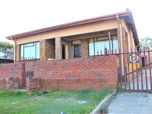 5 Bed House in Newclare