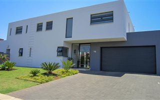 4 Bedroom House in Midstream Hill