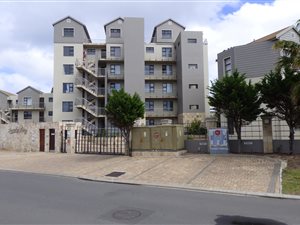 1 Bed Apartment in Bloubergstrand