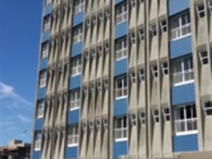 Bachelor apartment in New Doornfontein