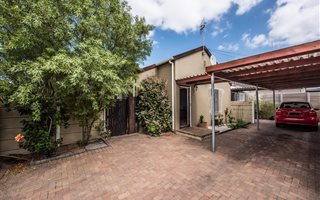 3 Bedroom House in Plumstead