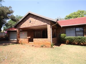 3 Bedroom House in Allens Nek