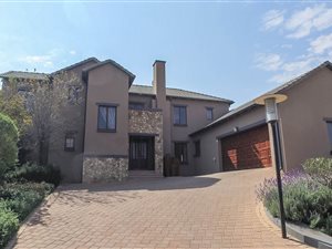 5 Bed House in Olympus AH