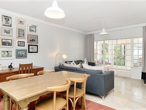 2 Bed Apartment in Dunkeld West