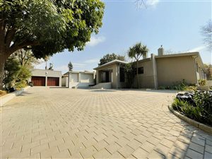 5 Bed House in Westdene