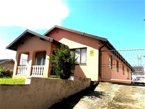 4 Bed House in Flamingo Heights
