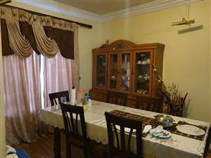 3 Bed House in Aston Manor
