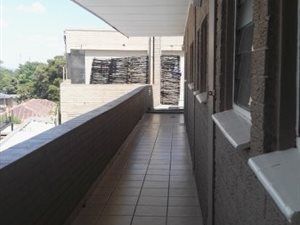2 Bedroom Simplex in Waverley