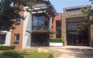 152 m² Office Space in Greenstone Hill