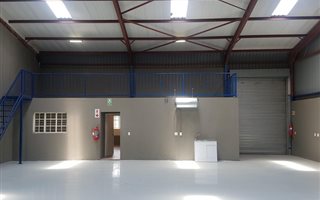 590 m² Industrial space in Muldersdrift