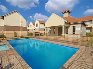 1 Bed Townhouse in Esther Park