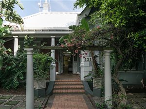 219 m² Commercial space in Glenwood