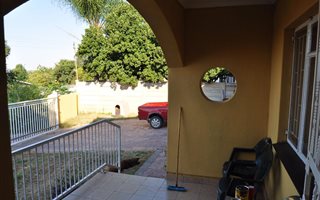 3 Bedroom House in Van Riebeeck Park