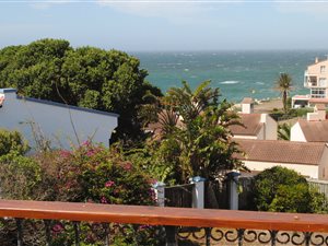 3 Bed House in Santareme