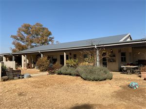 4 ha Farm in Homestead Apple Orchards