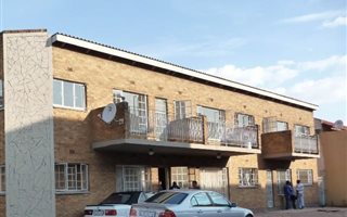 2 Bedroom Apartment in Actonville