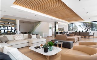 5 Bedroom House in Fresnaye