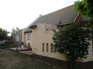3 Bed House in Ohenimuri