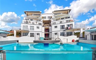 3 Bedroom Apartment in Riviera