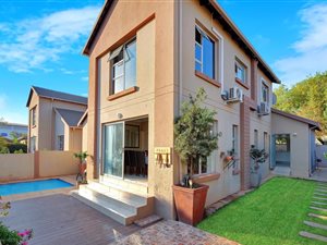 3 Bed House in Eagle Canyon Golf Estate
