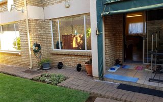 2 Bedroom Townhouse in Cason