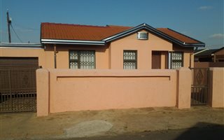 3 Bedroom House in Klipspruit