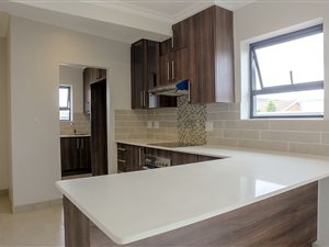 3 Bed Townhouse in Uitzicht
