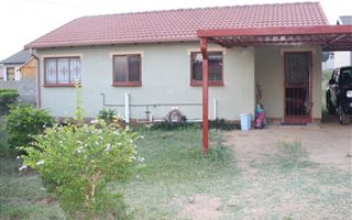 3 Bedroom House in Karino