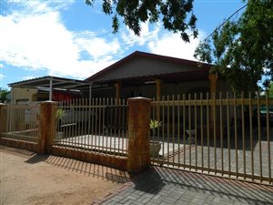 3 Bed House in Bellvue